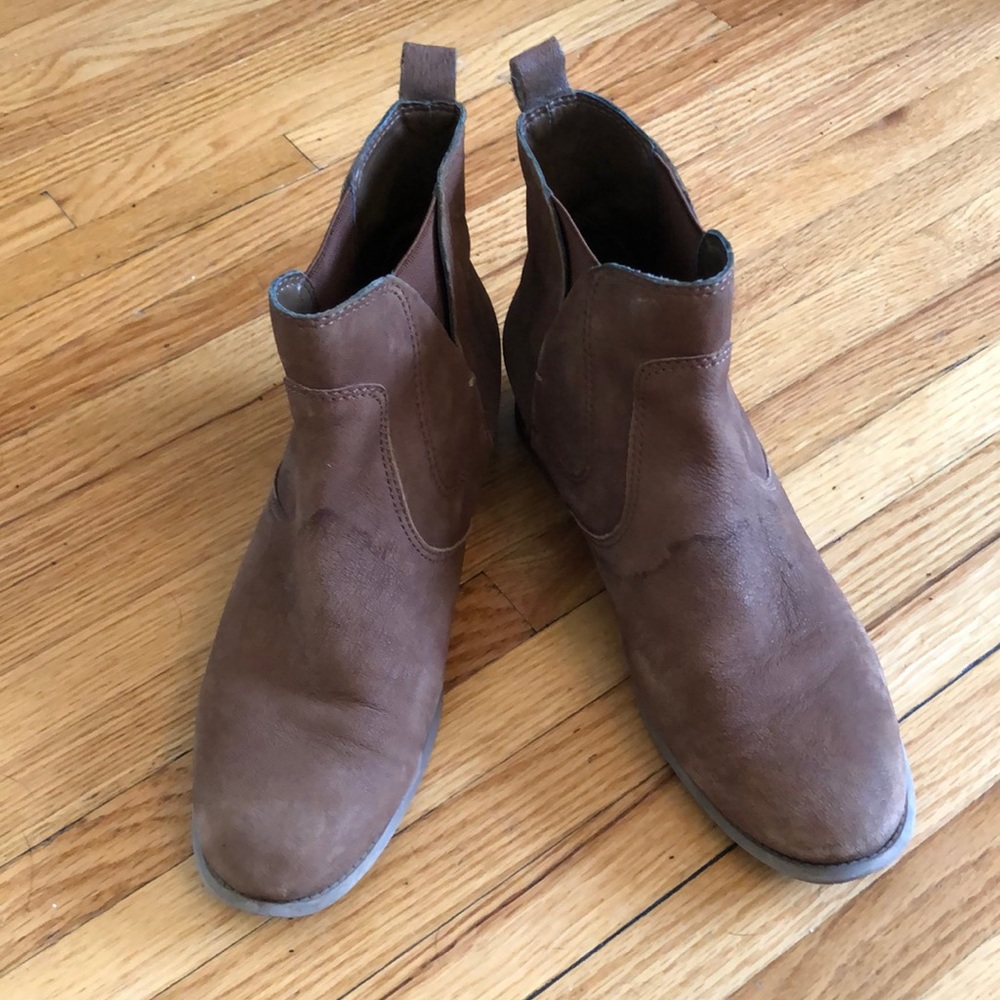 Ankle boots